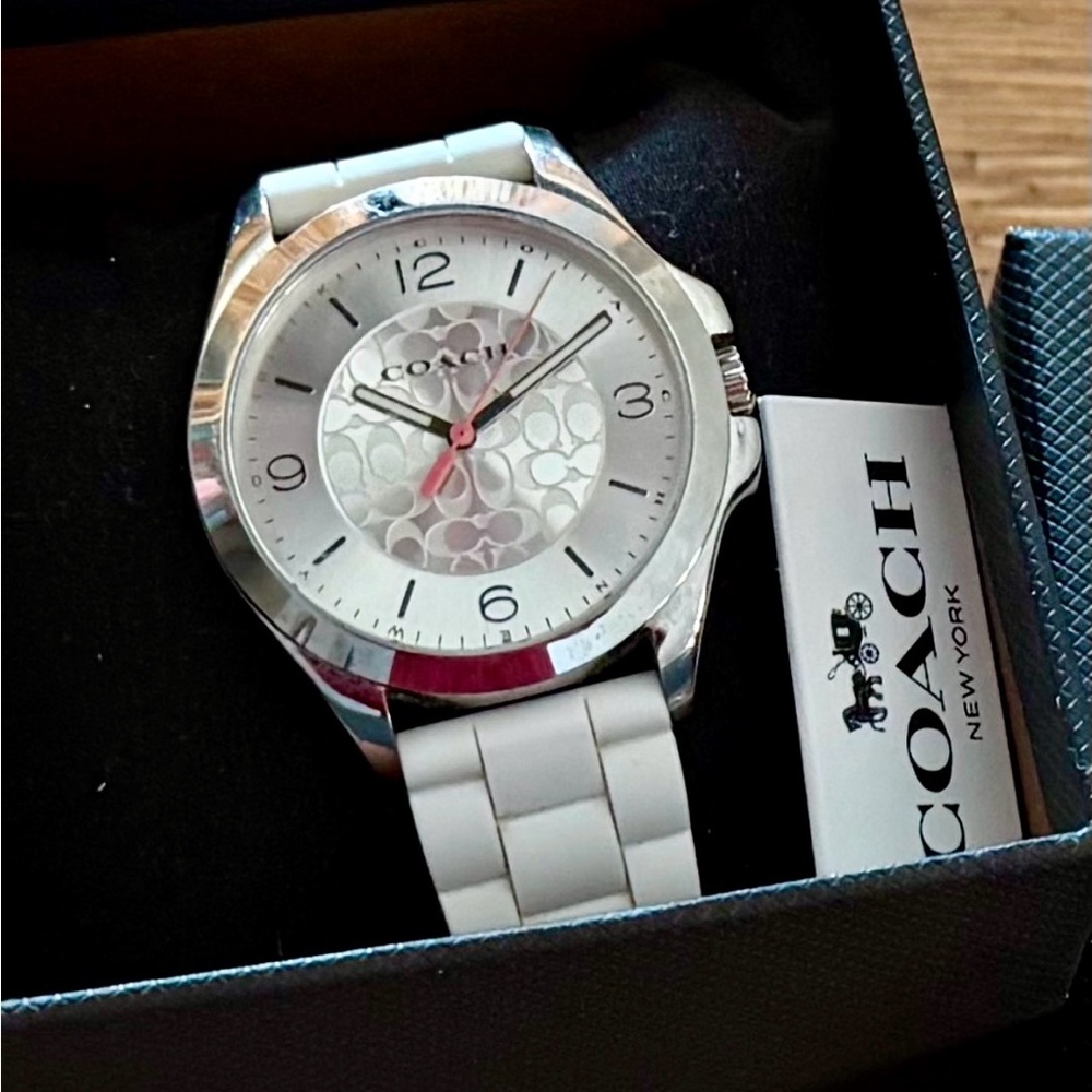 🌷COACH Libby Watch, 37 Mm, CA496 w Box Like New!